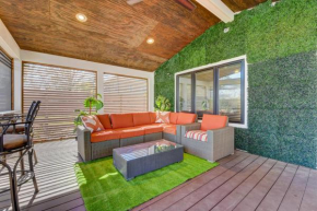 Modern Home with Yard 3 Mi to Uptown Charlotte!